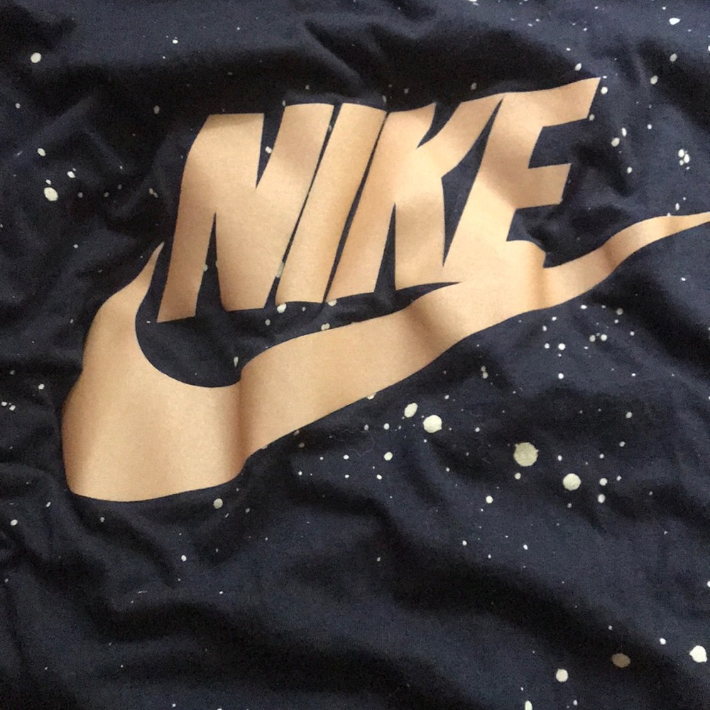 nike tee - Picture 3 of 3